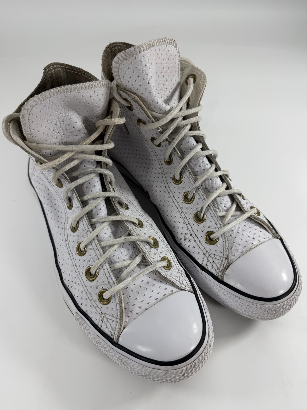 Converse Chuck Taylor All Star White Perforated Leather Hi Top Sneakers W 10 Est